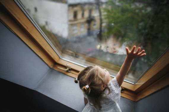 Como Garantir a Segurança das Crianças em Apartamentos sem Complicar sua Vida